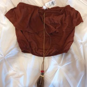 strapless, cropped shirt